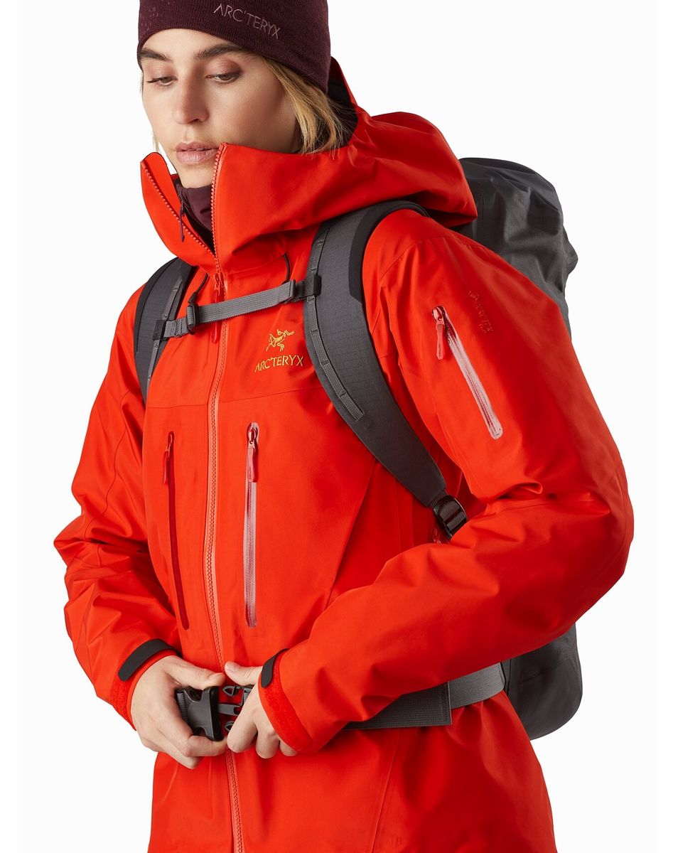 65476_Arcteryx_Arc_teryx_ALPHA_SV_JACKET_WOMEN_S_D_4