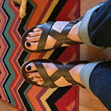 8982594-7e90f28-_SX220_