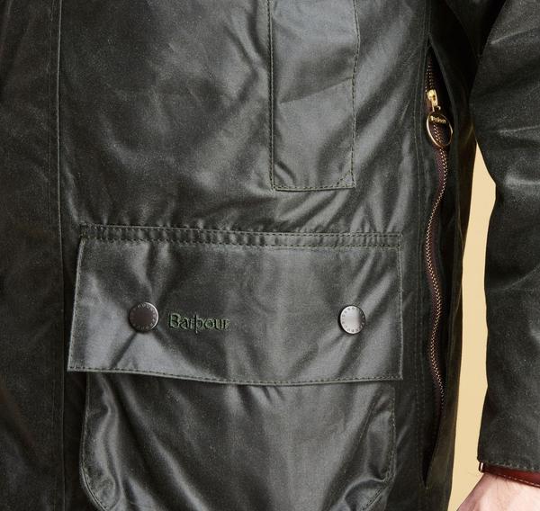 BARBOUR_BEAUFORT_WAX_JACKET_sage_pocket_detail_grande_411b41fa-c405-4335-8b77-73371b06d958_1024x1024
