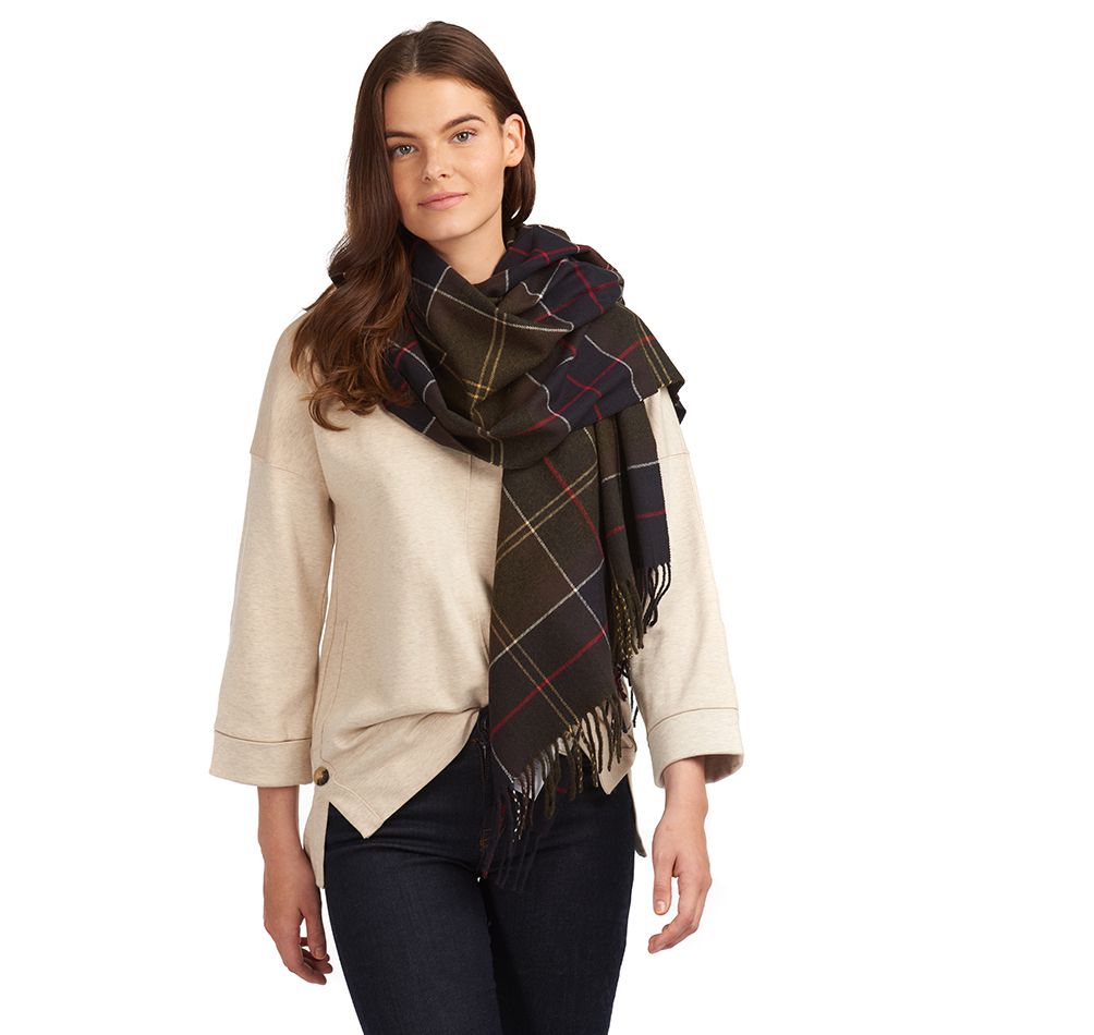 Barbour-Hailes-Tartan-Wrap-1