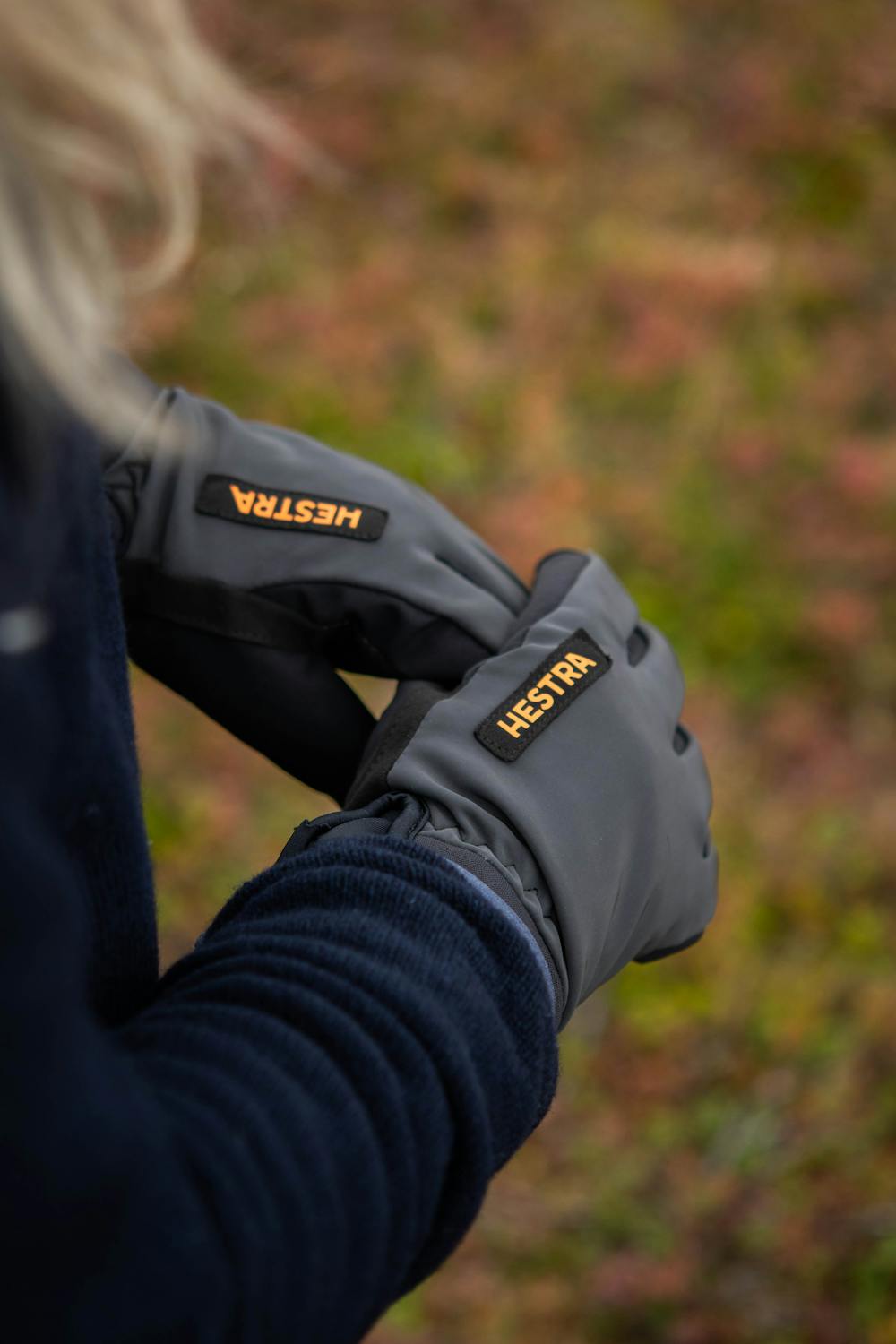 Czone-Contact-grey-03