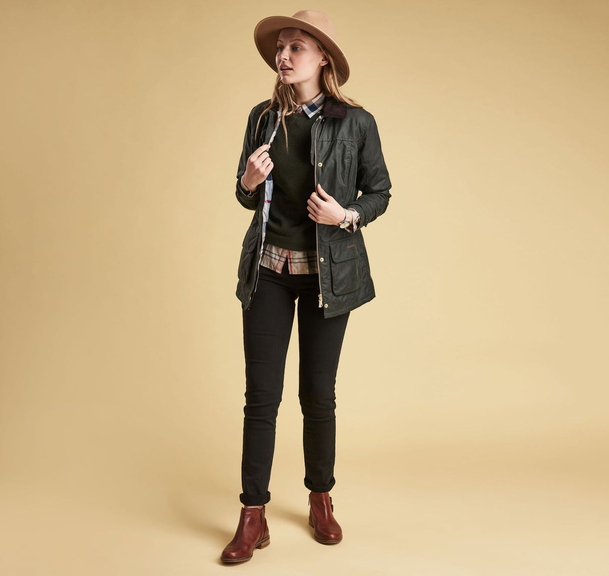 LWX0867SG51_aw18_getthelook_model_7