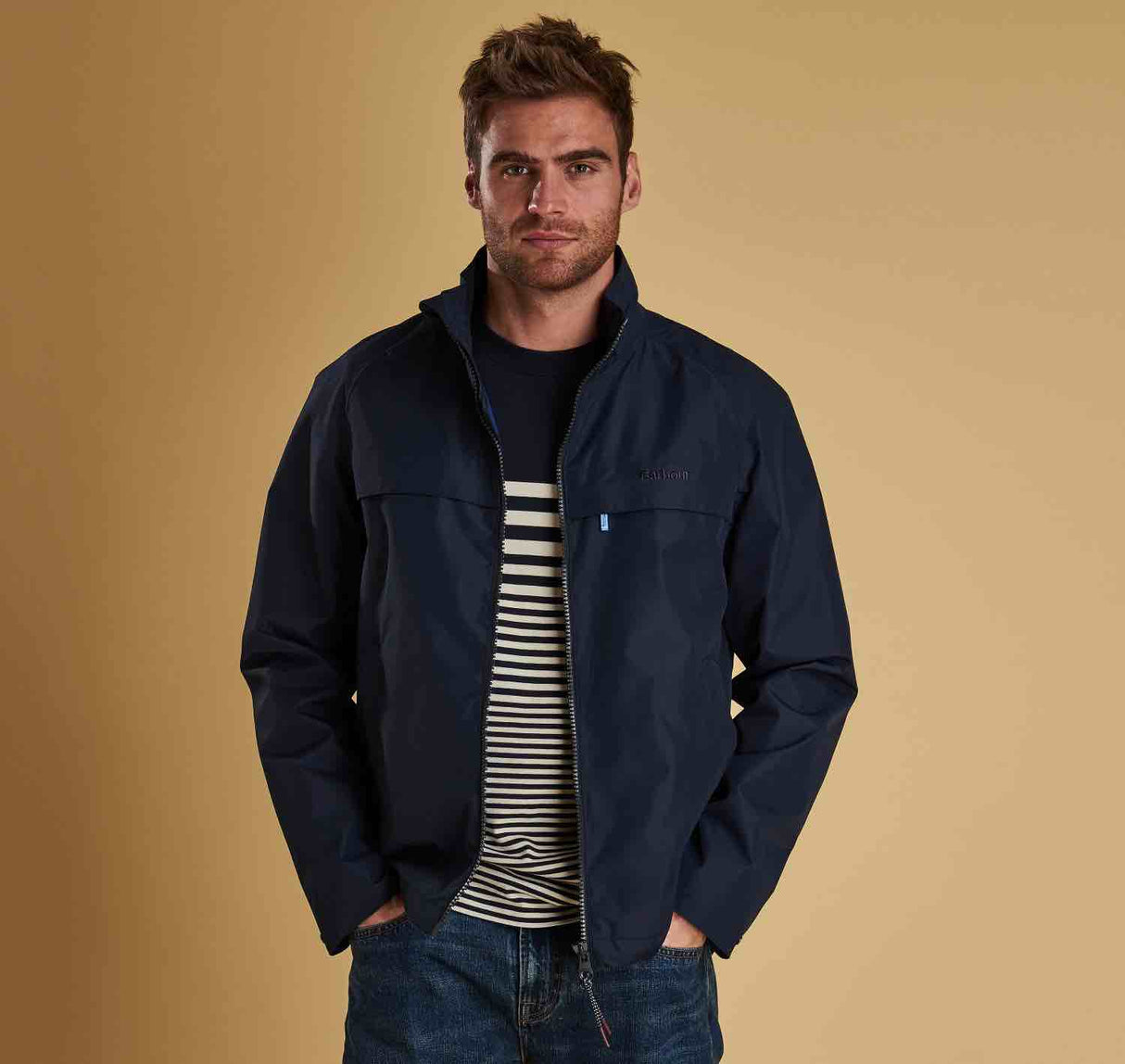 MWB0682NY51_ss19_front_model