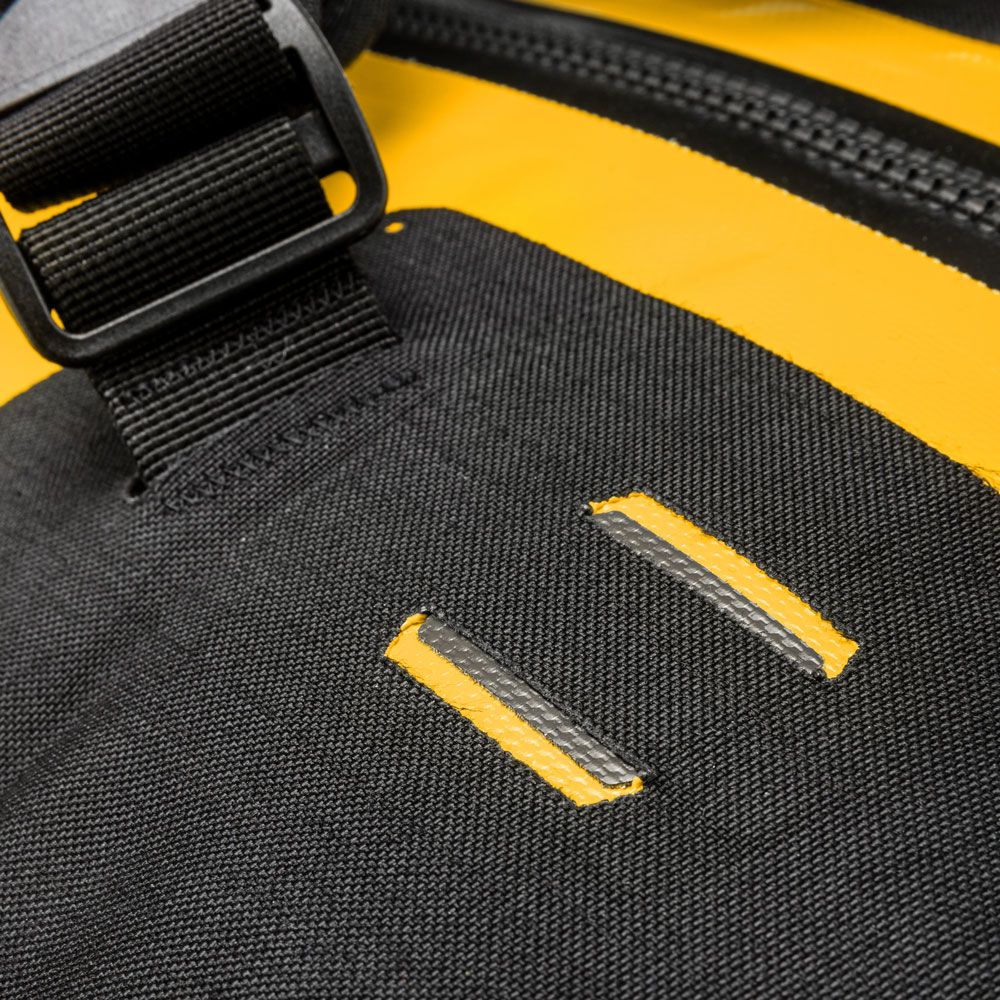 Ortlieb-Duffle-RS-110L-Sunyellow-Black-OK13102-8