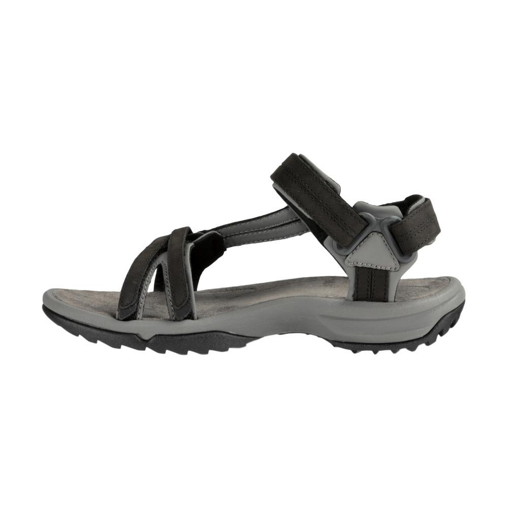 TEVA-DECKERS-CORP_127416_LEFT