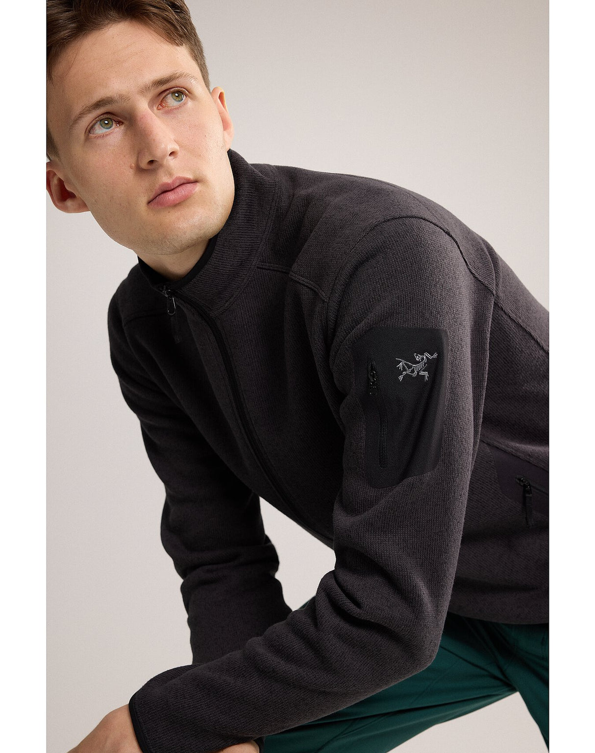 covert-black-27UoS6qydx3Ydd