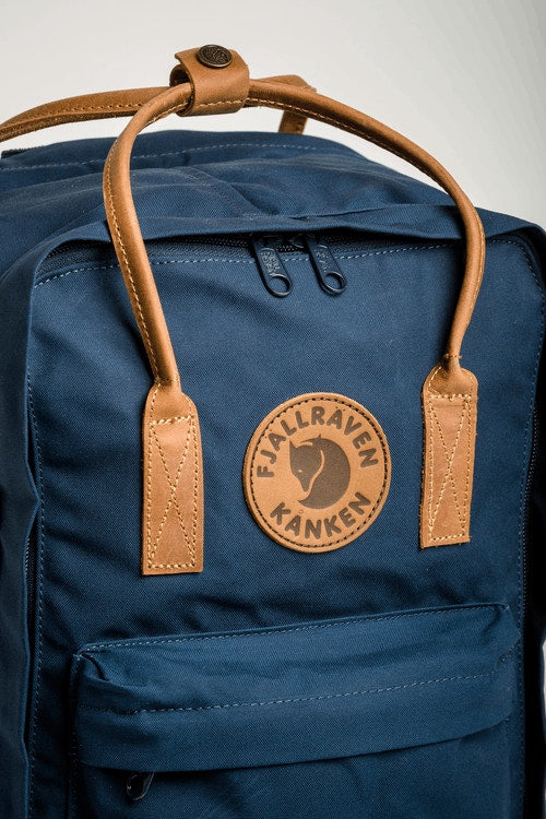 fjallraven-kanken-no-2-laptop-15-navy-05_3