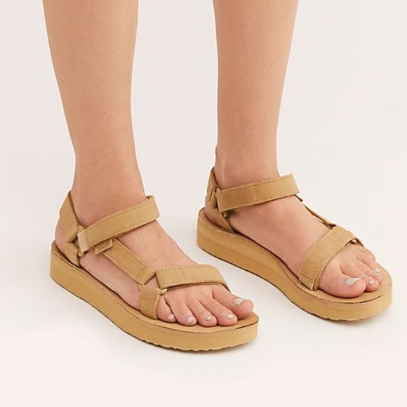 m_5caec60d7f617f6f10502475