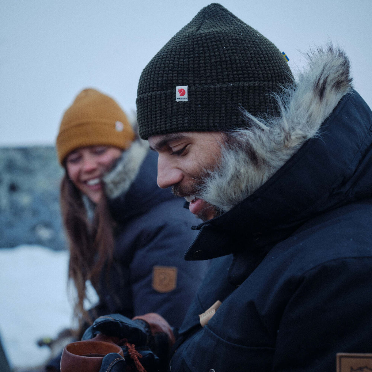 singi-down-navy-3v6i1KFnfLr2Ko