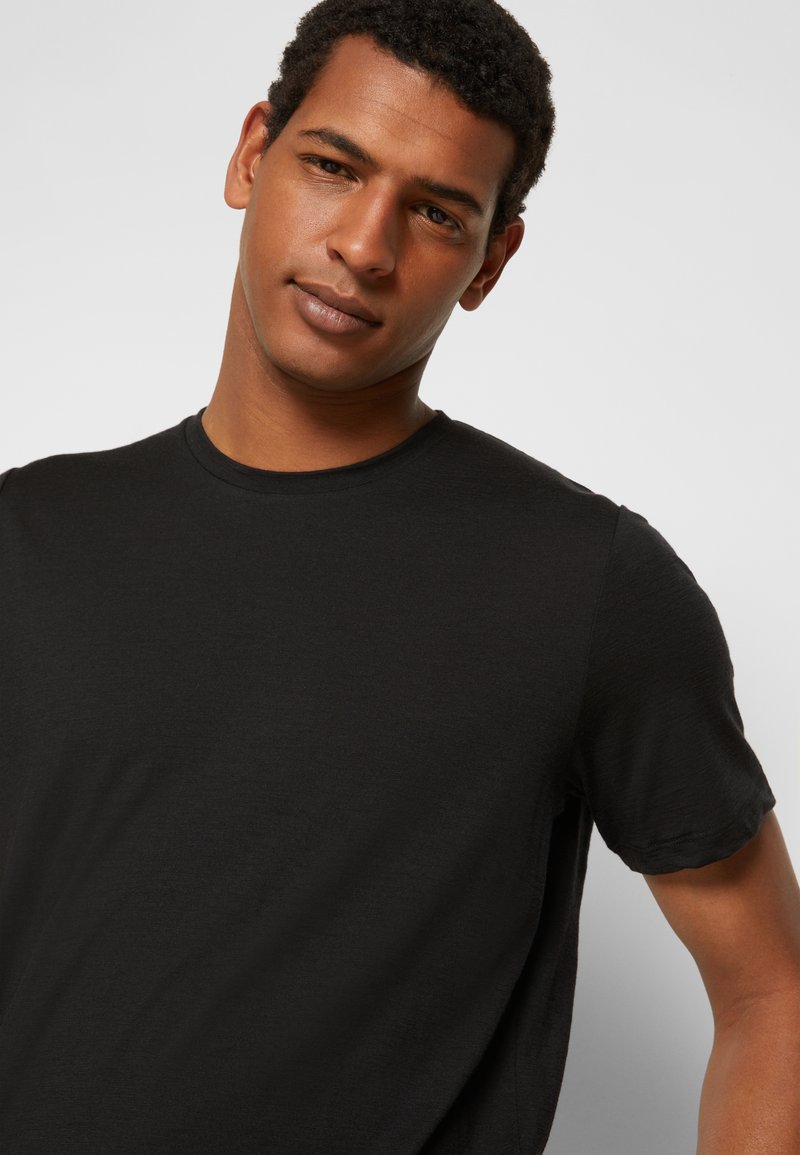 tech-lite-midnight-black-3