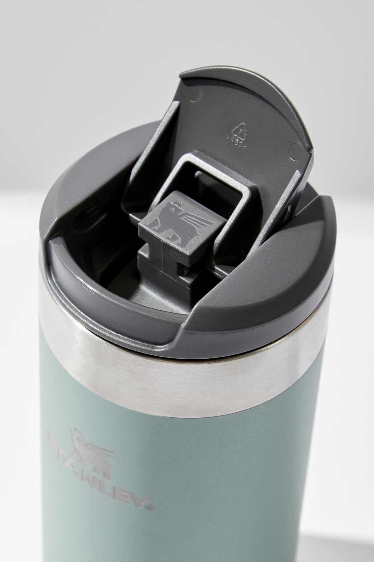 transit-47-shale-metallic-2