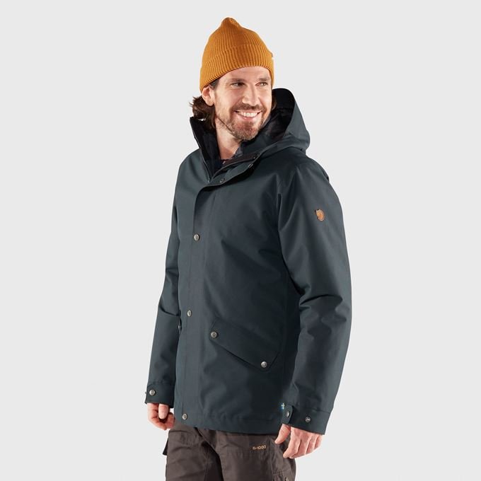visby_3_in_1_jacket_m_84130-555_e_model_fjr