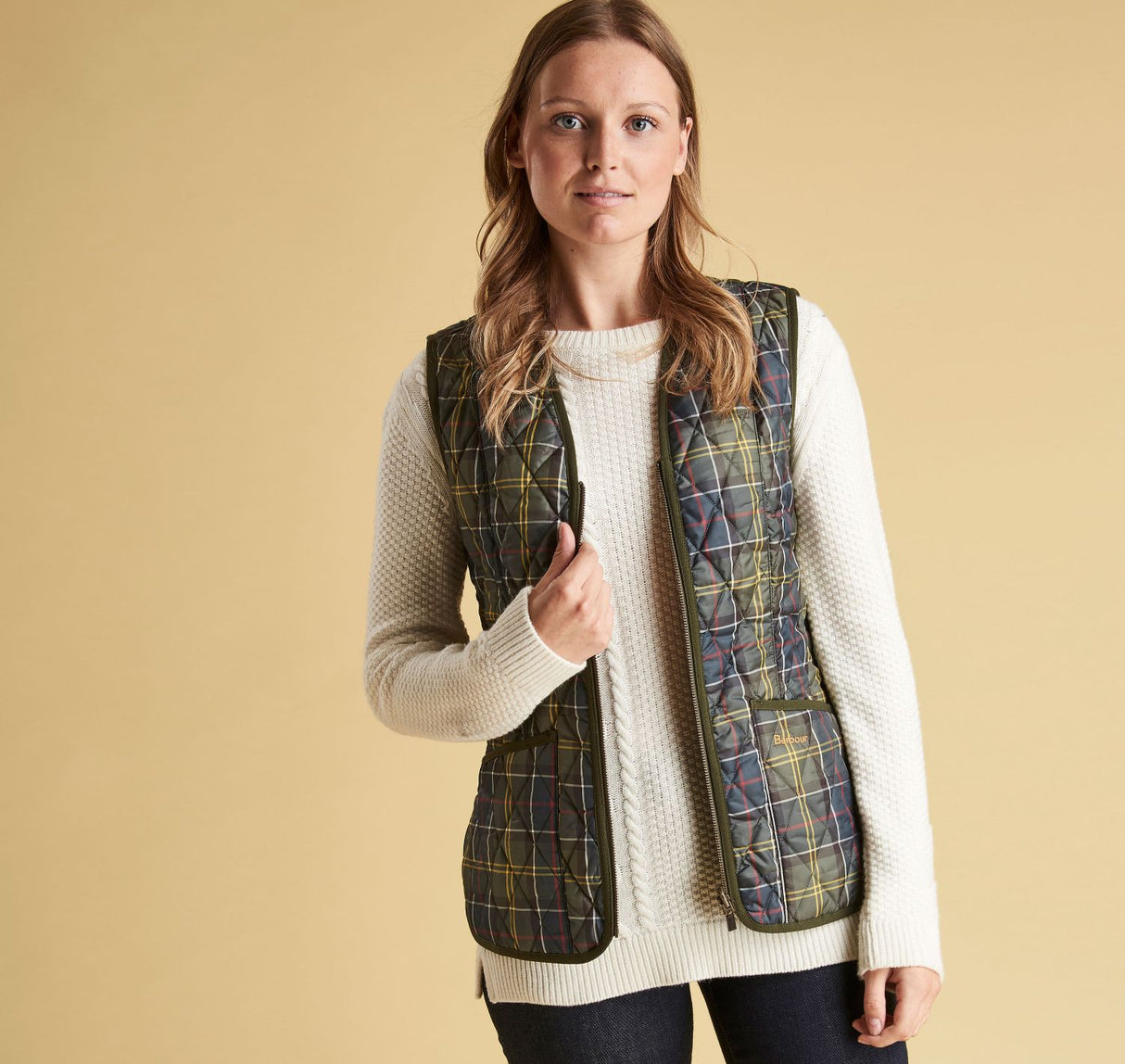 LLI0004TN11_aw18_front_model_9