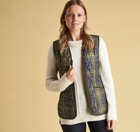 LLI0004TN11_aw18_front_model_9