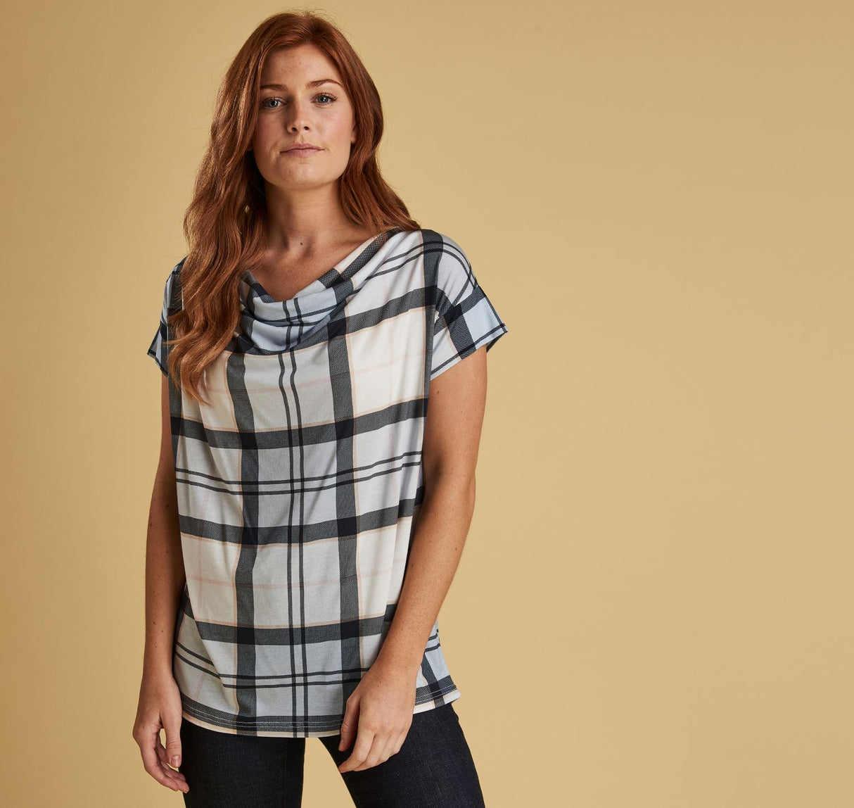 LML0647BL21_ss19_front_model_6