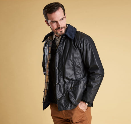 MWX0018NY91_ss18_front_model_12