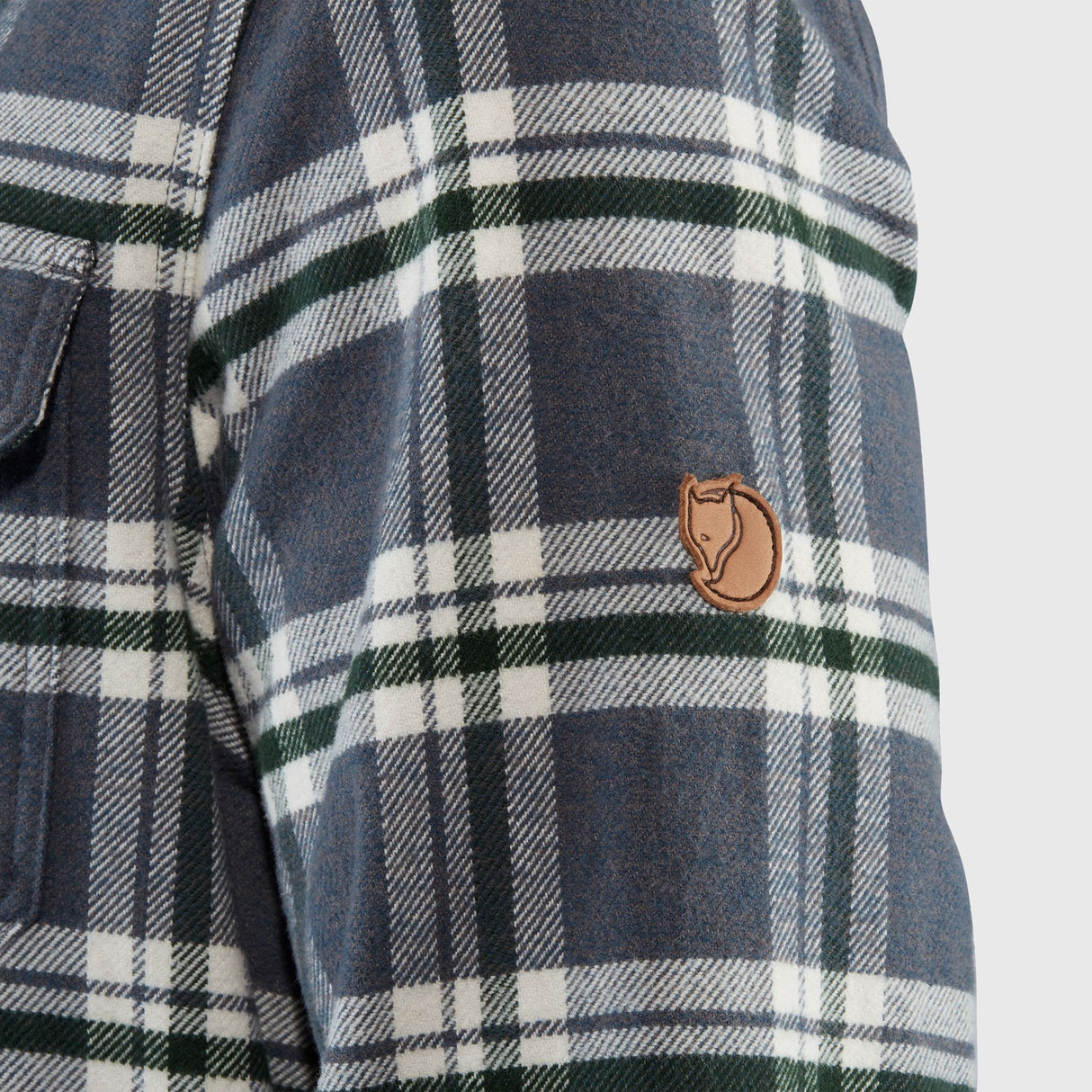 f82978_fw19_d_oevik_heavy_flannel_shirt_m_fjaellraeven_21